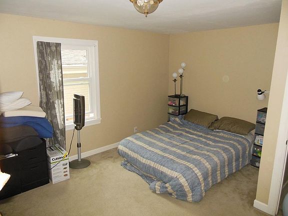 5th image of 2140 N Morton Ave