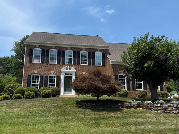 7114 New Kensington Ct, Warrenton, VA 20187
