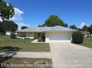 37204 Sandy Ln, Grand Island, FL 32735