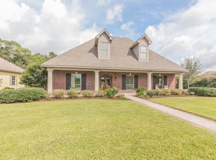 202 Lantana Ct, Broussard, LA 70518