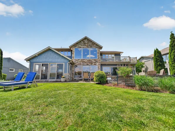 10698 Baneberry Ln, Conneaut Lake, PA 16316
