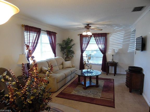 5th image of 9 Tangerine Ct