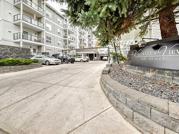 3rd image of 1441 E 23rd Ave SW #306