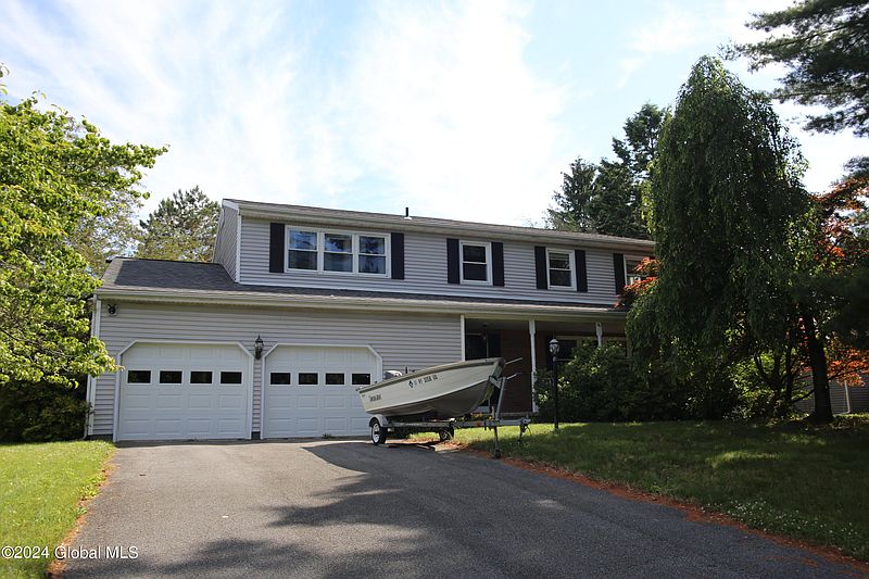2nd image of 37 Alpine Drive