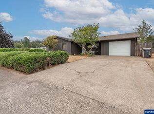 699 SW Sheila St, Dallas, OR 97338