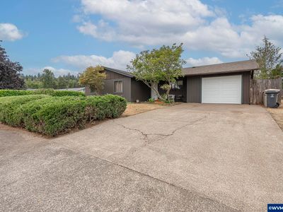 699 SW Sheila St, Dallas, OR, 97338