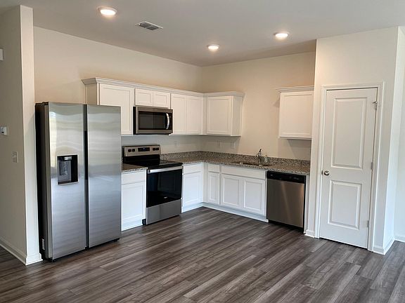 Open kitchen
