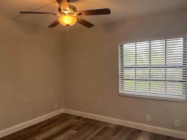 2588 Riverside Dr #2588 — Photo 20