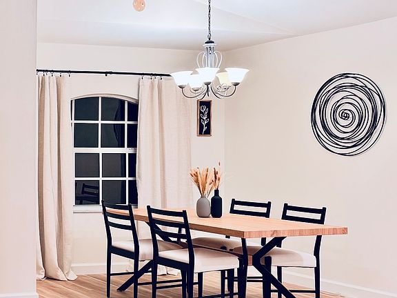 5th image of 1324 Fawnwood Cir