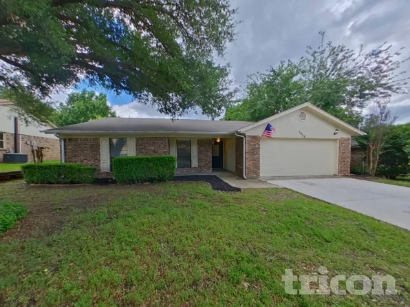 6408 Alta Vista Dr, Watauga, TX 76148
