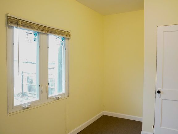 5th image of 1-5542 W Gladys Ave Unit 1
