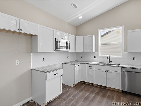 5th image of 508 E 15th St
