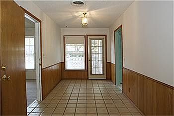 5th image of 1307 Whaley Dr
