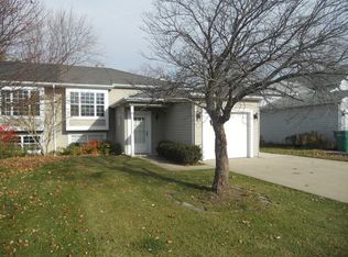 249 Meadows Dr, Sugar Grove, IL 60554