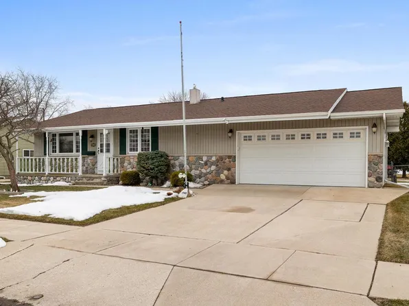 1702 South 25th STREET, Manitowoc, WI 54220