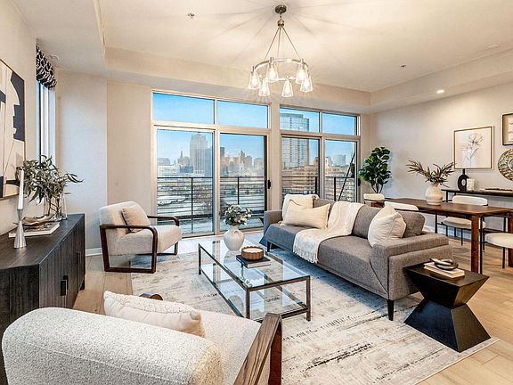 3rd image of 106 W Seeboth STREET #820