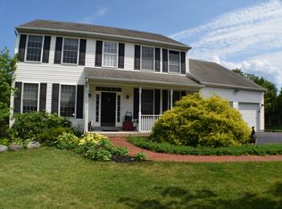 584 Bow Ln, Gilbertsville, PA 19525