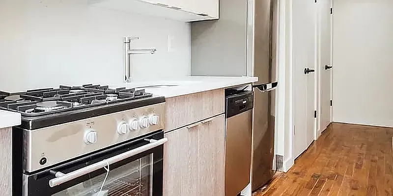 104 Washington Ave #4R
