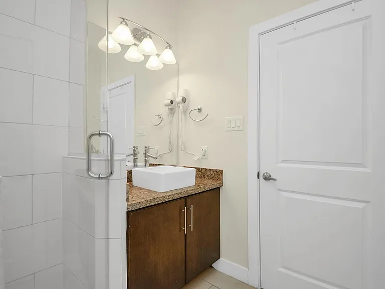 4608 Nett St #D — Photo 30