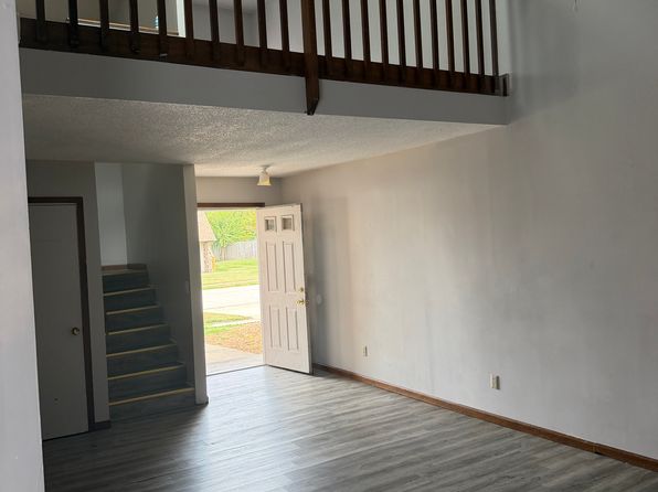 1026 Christopher Ln APT C
