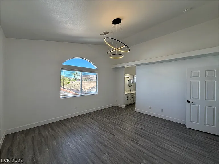 2456 Sheltered Meadows Ln — Photo 20