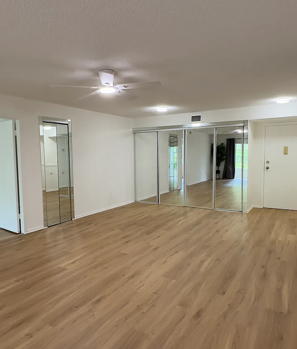2 bed, 1160 sqft, $1,750 — Photo 4