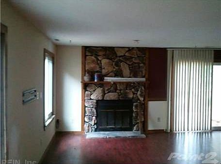 2571 Cove Point Place