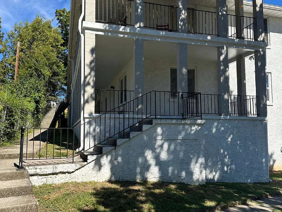 3131 Conner Dr NE #1