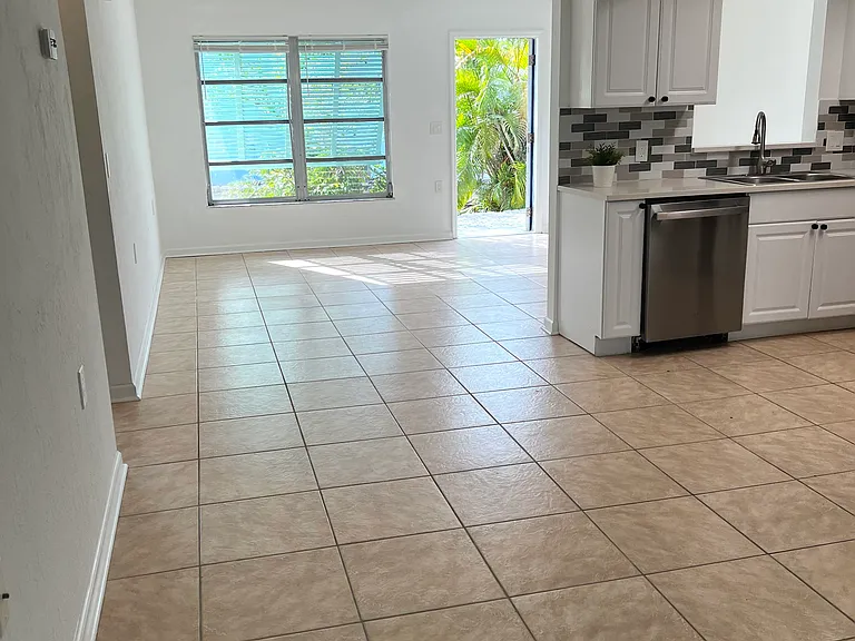 4426 Little Hickory Rd #4426 — Photo 7