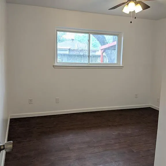 13114 Gina St — Photo 13