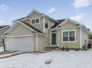 2715 Fayrdale Dr, Des Moines, IA 50320