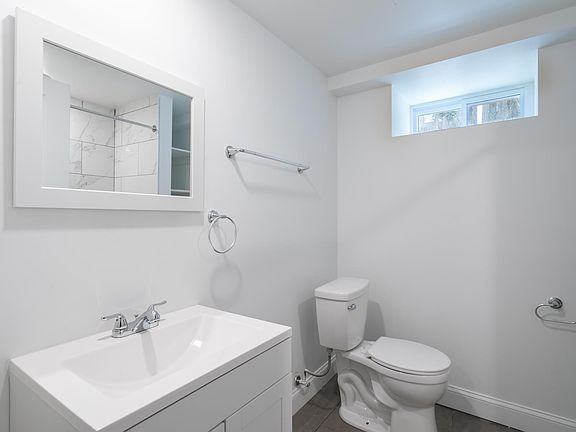 5th image of 856 E Woodlawn St Floor 1