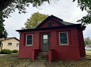 226 Rice Ave, Doon, IA 51235