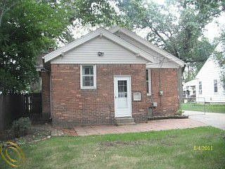 2nd image of 1554 W Saratoga Ave
