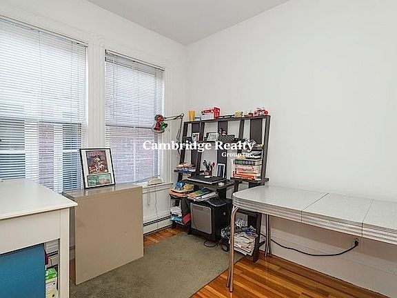 4th image of 137 Columbia St #3T