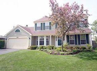 1441 Iris Ave, Carol Stream, IL 60188