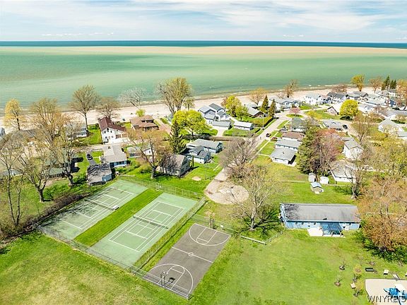 5th image of 12751 Beach Rd