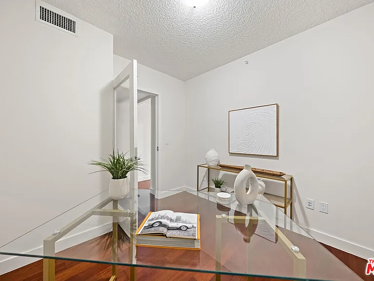 3141 Michelson Dr #1506 — Photo 33