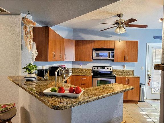 2nd image of 148 SW Peacock Blvd APT 25-101