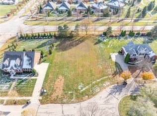 1382 Prestonwood Ct S, Xenia, OH 45385