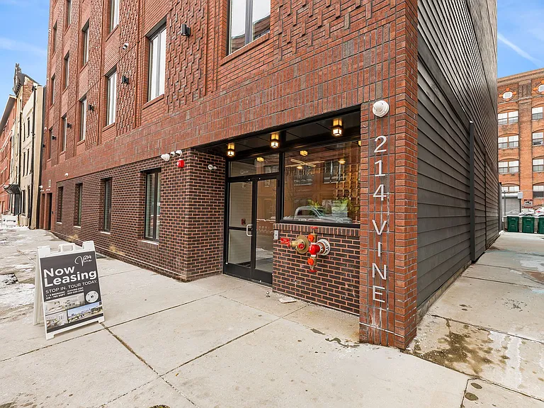 214 Vine — Photo 1