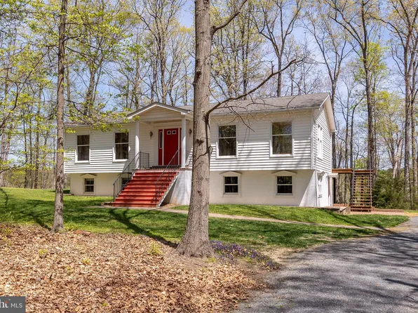 197 Steepwood Ln, Winchester, VA 22603