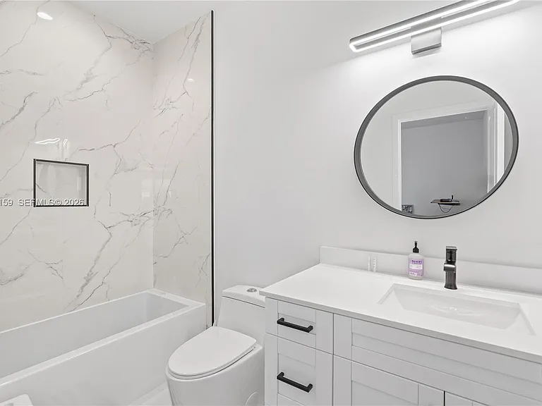14747 SW 38th Ter — Photo 32