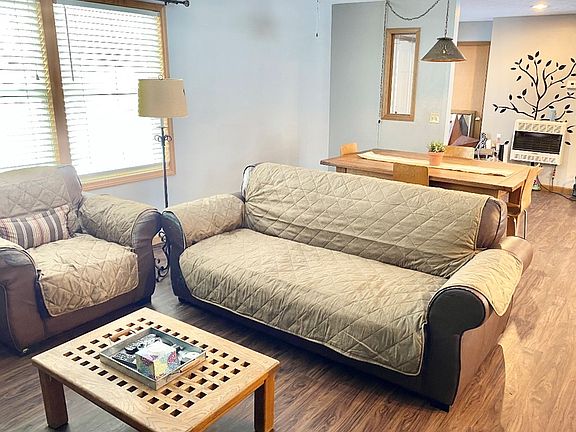5th image of 109 Wildflower Ln