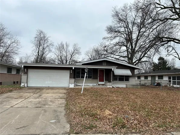 11528 Caraway Ct, Saint Louis, MO 63138