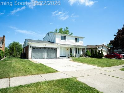 3131 Elmcrest Rd, Sterling Heights, MI, 48310
