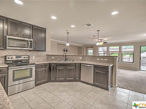 3rd image of 1206 Lonesome Oak Dr