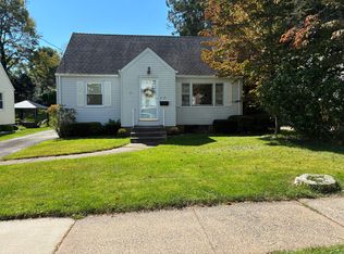 27 Harding Ave, Newington, CT 06111