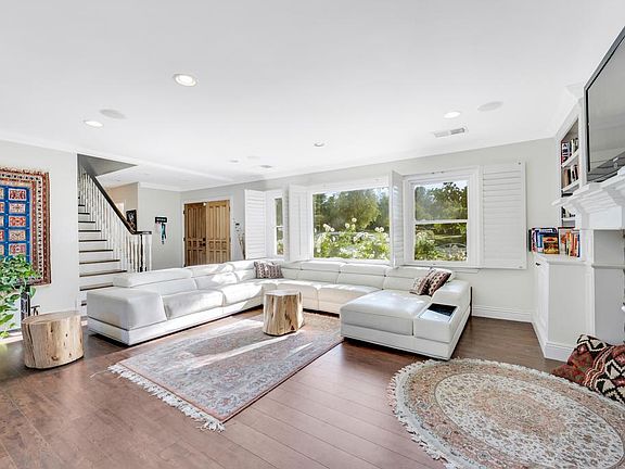 5th image of 23861 Crosson Dr
