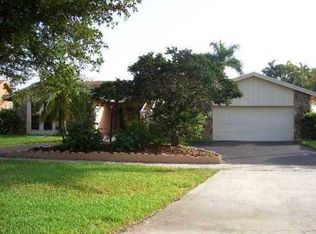 11609 Sunfish Way, Cooper City, FL 33026